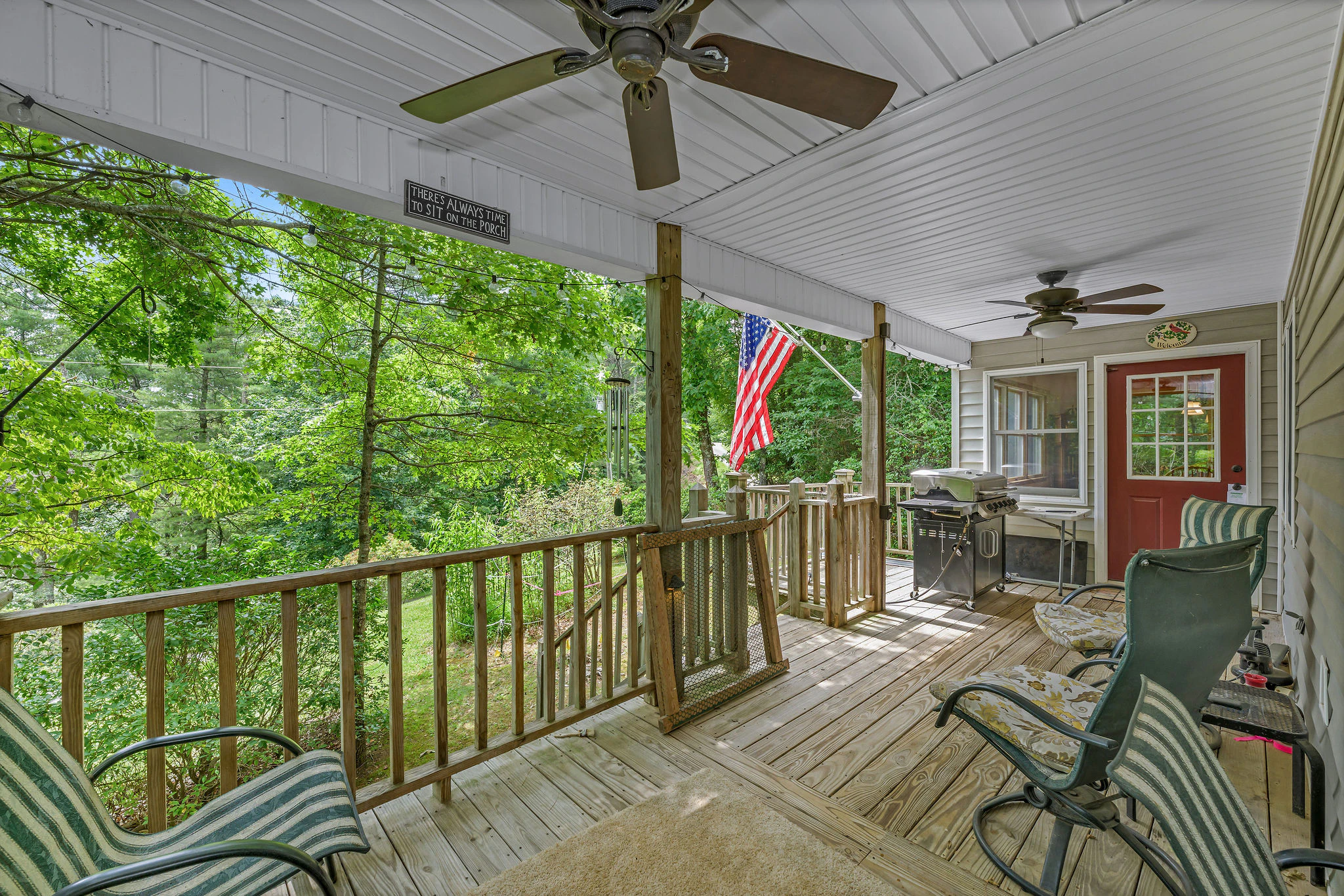 Image number 14 for the current listing