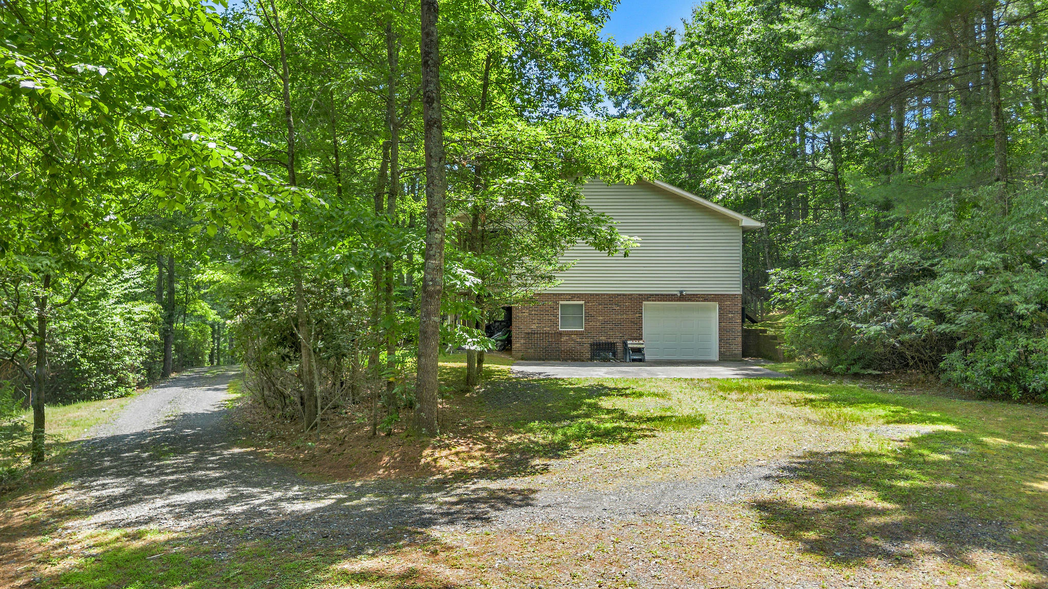 Image number 5 for the current listing