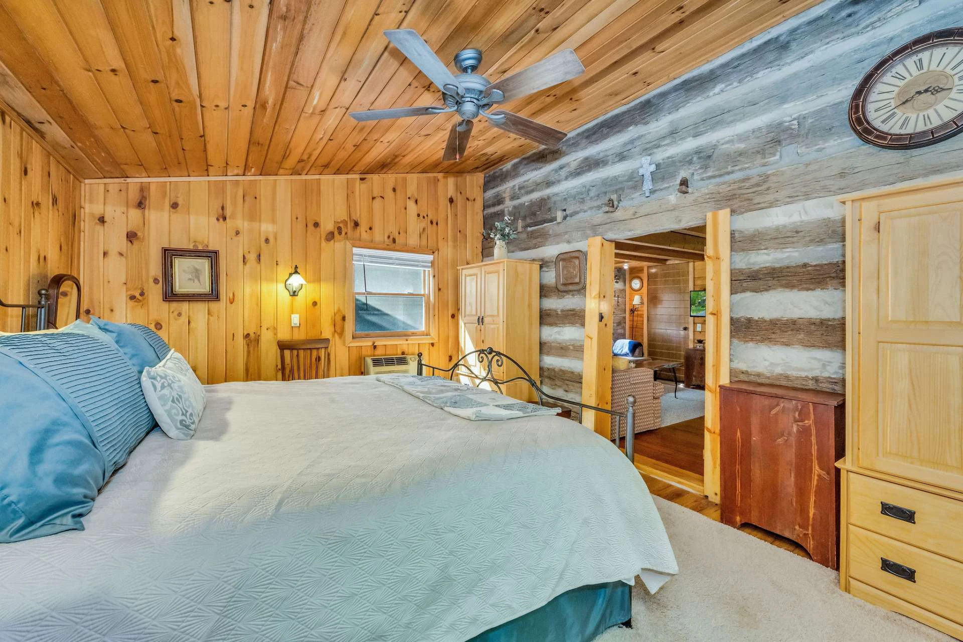 Image number 7 for the current listing