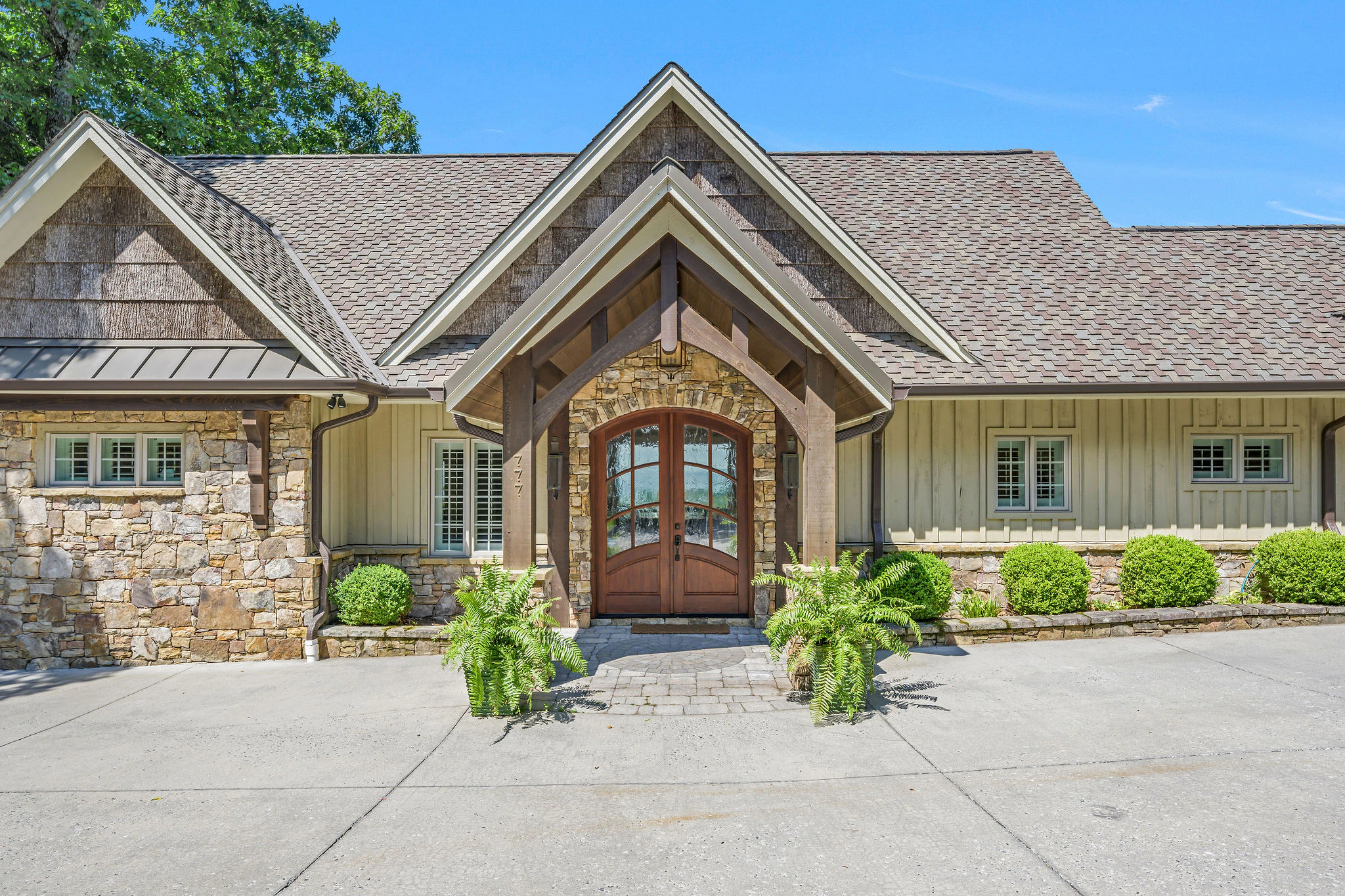 Image number 3 for the current listing