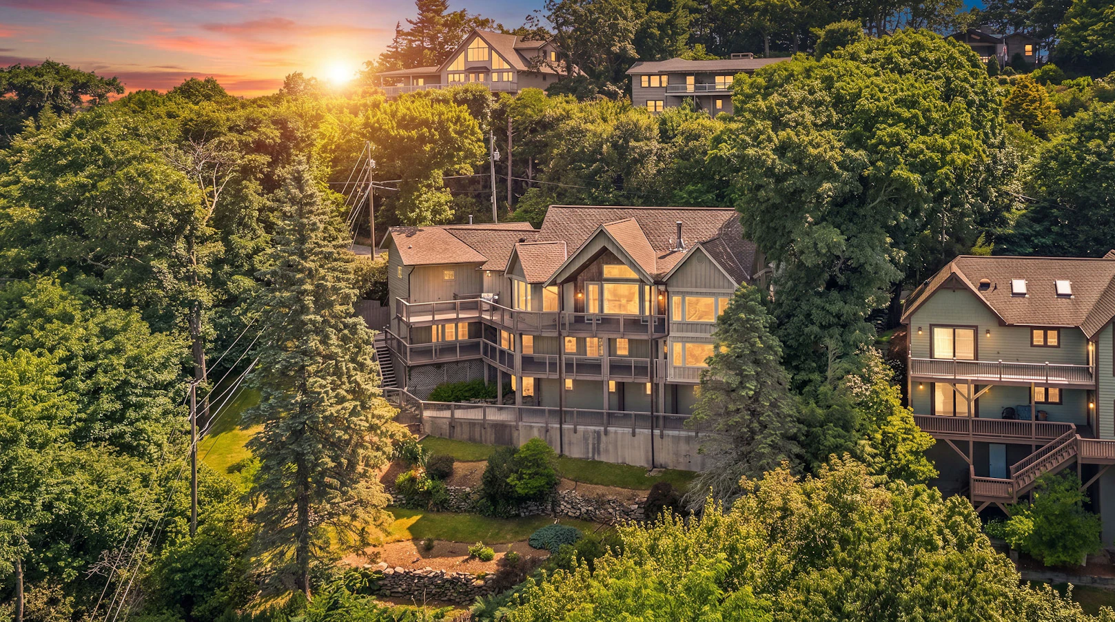 Image number 3 for the current listing