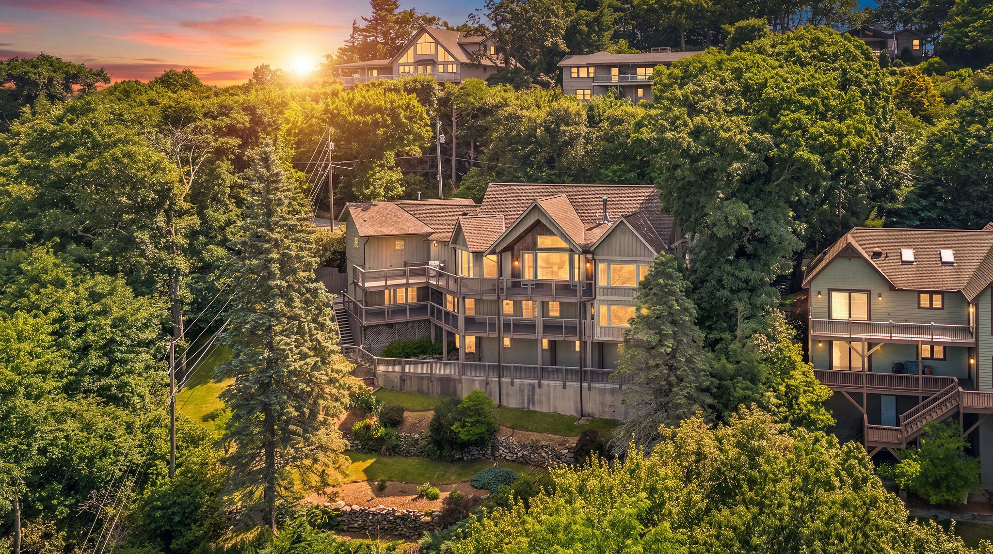 Image number 7 for the current listing