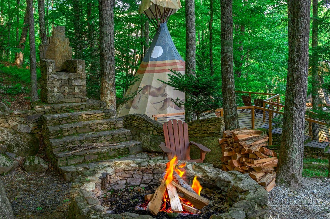 Image number 5 for the current listing