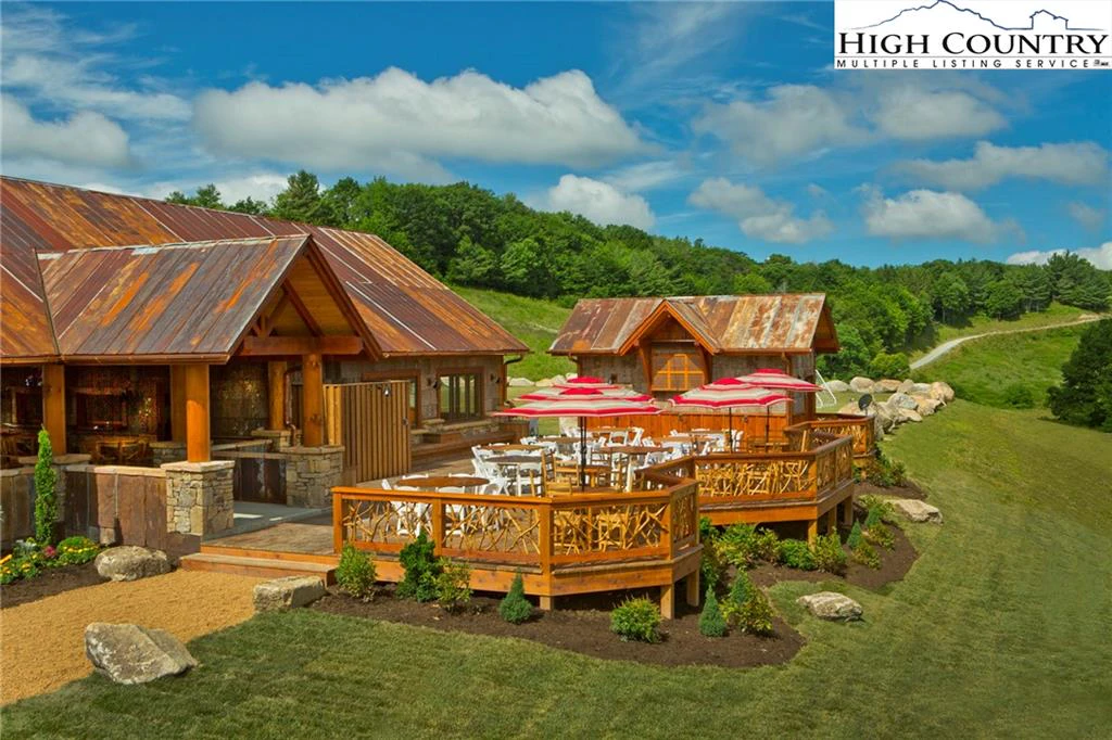 Image number 2 for the current listing