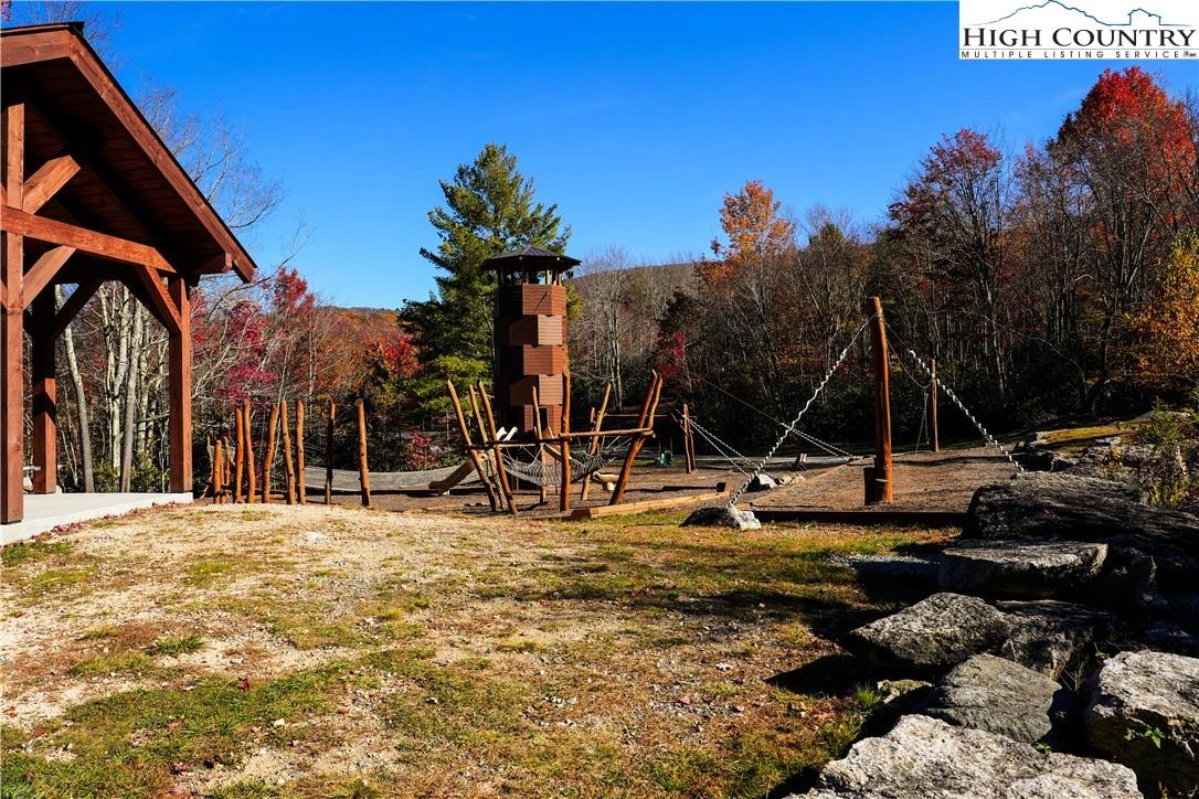 Image number 2 for the current listing