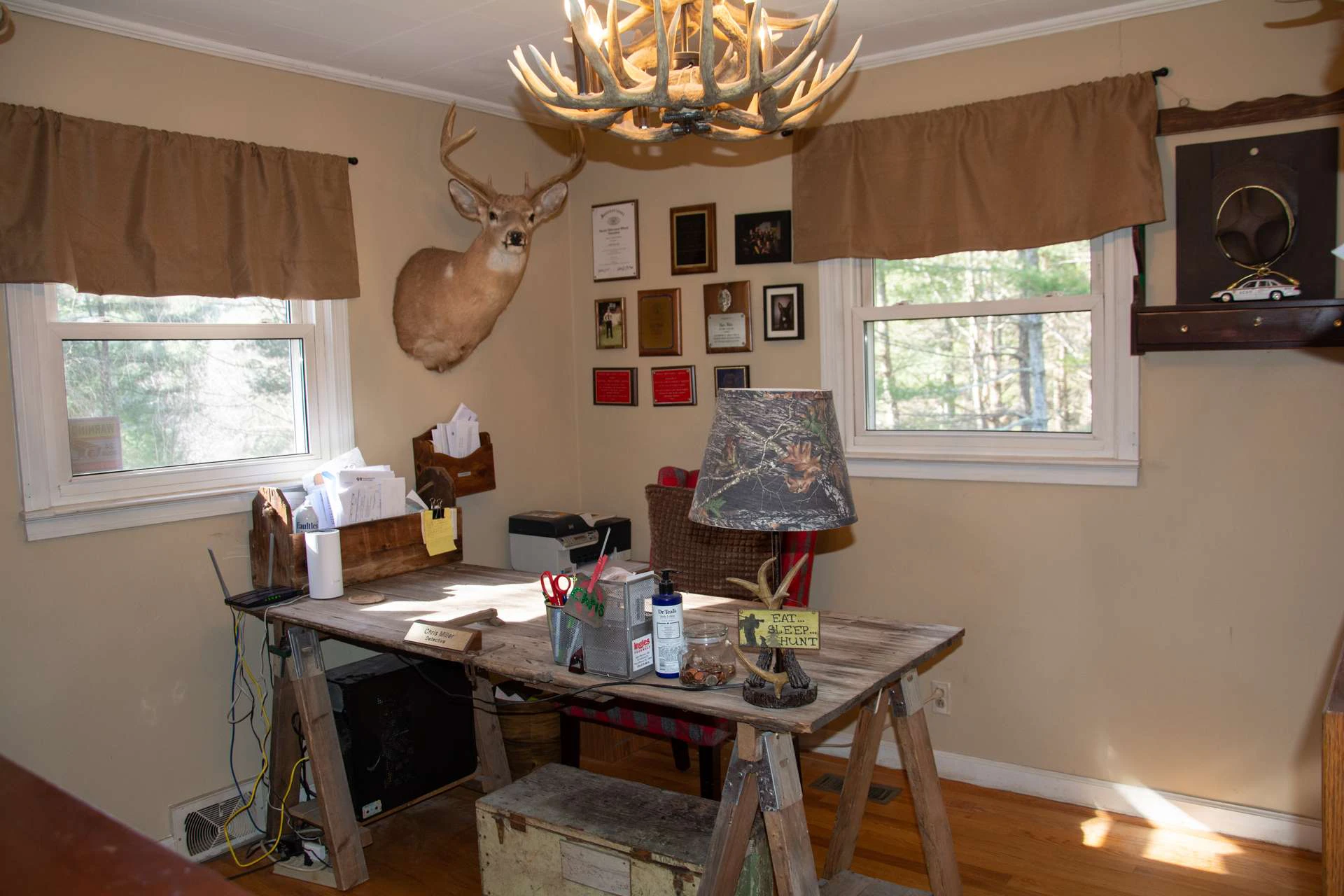 Image number 4 for the current listing