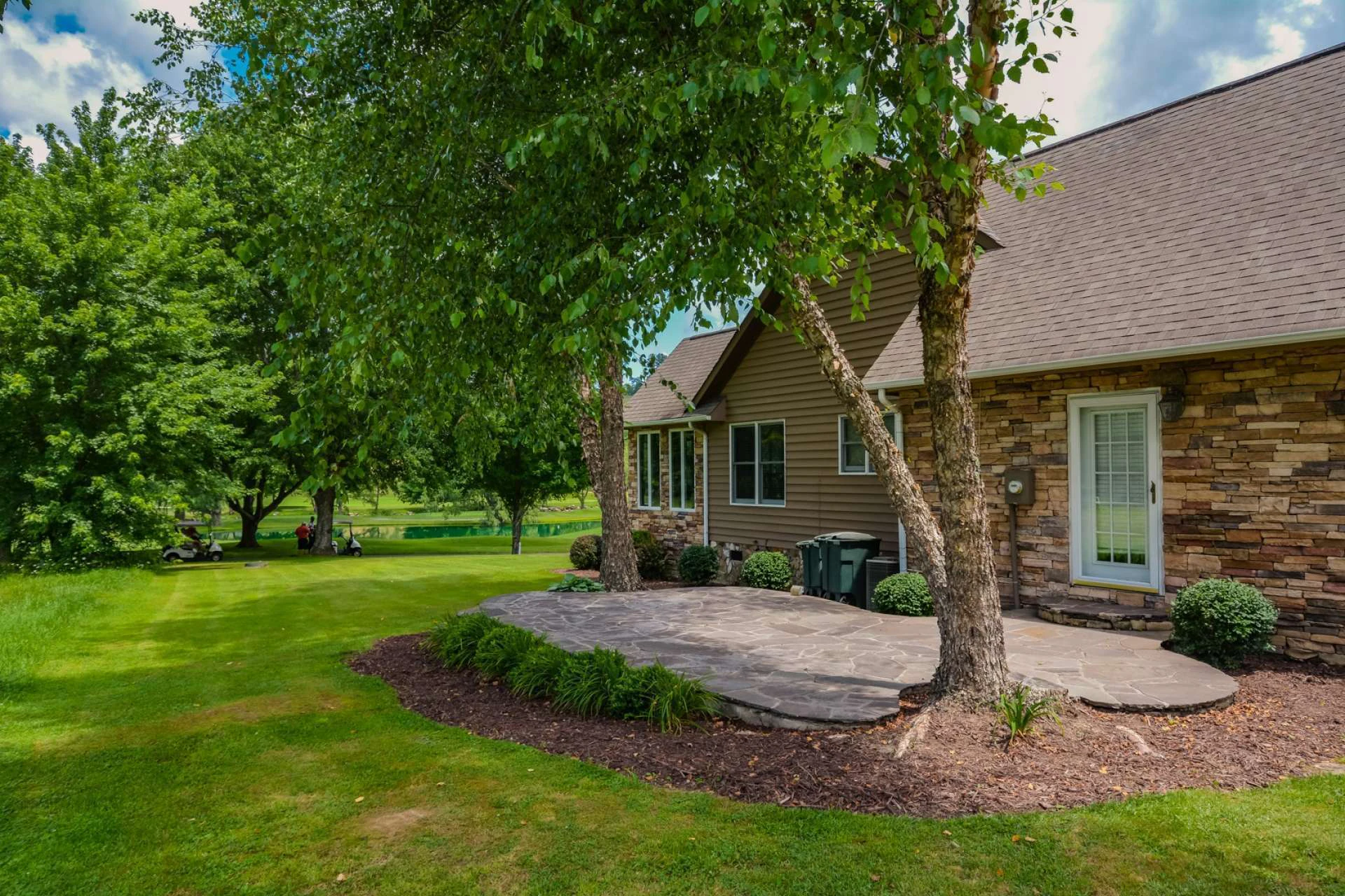 Image number 7 for the current listing