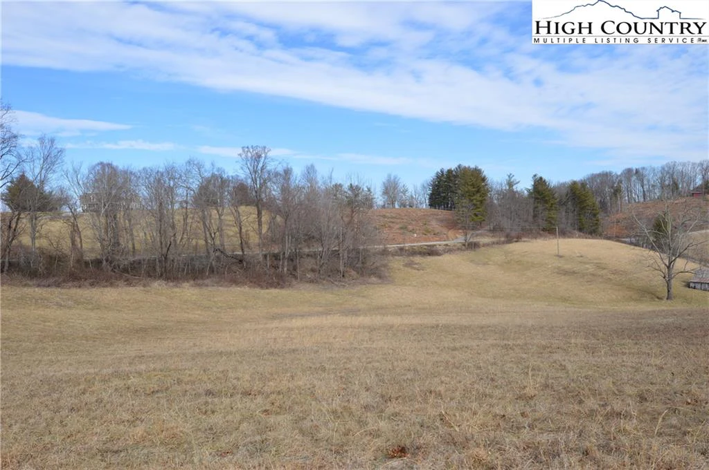 Image number 13 for the current listing
