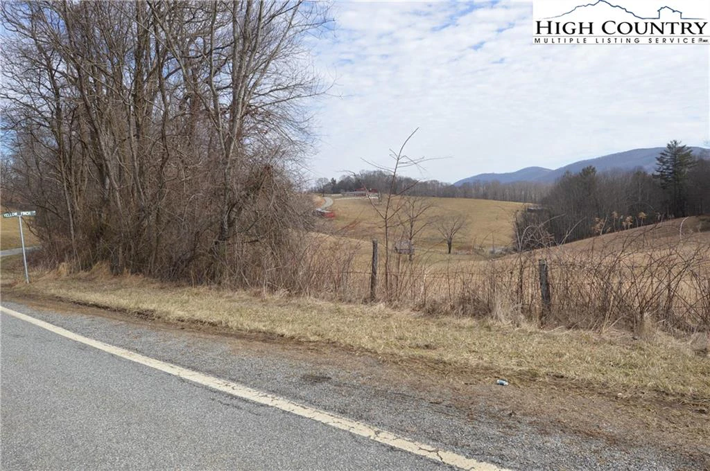 Image number 16 for the current listing