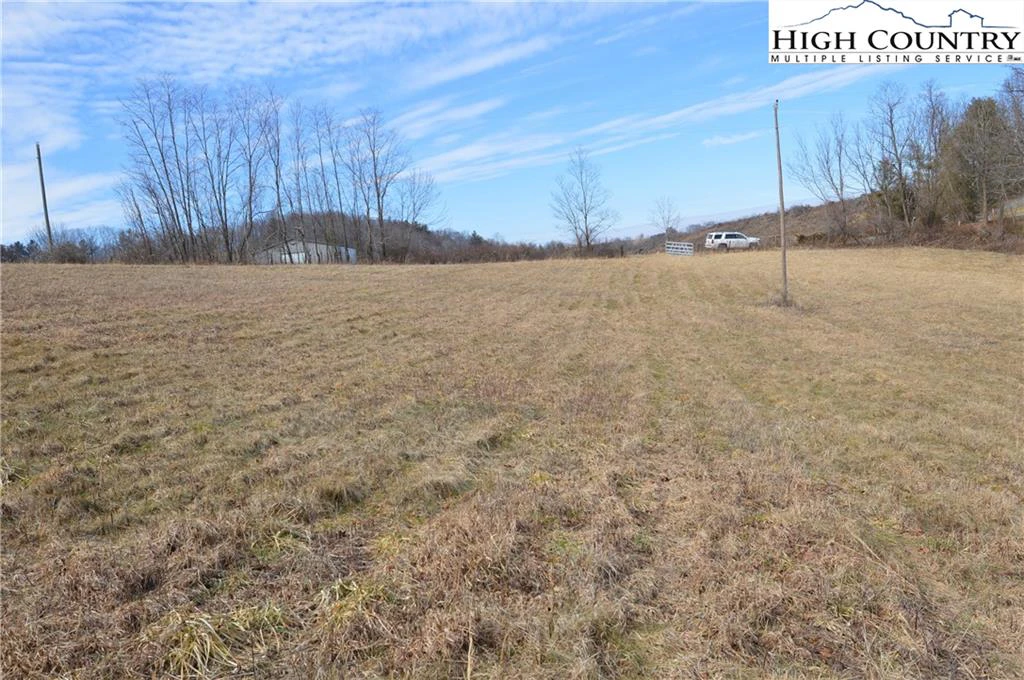Image number 3 for the current listing