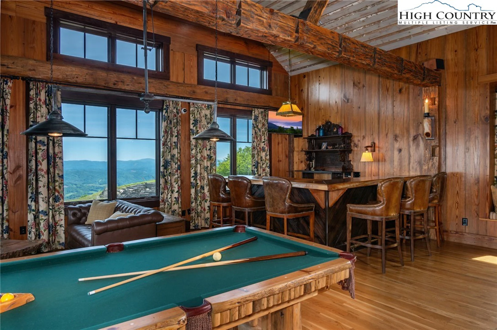 Image number 9 for the current listing