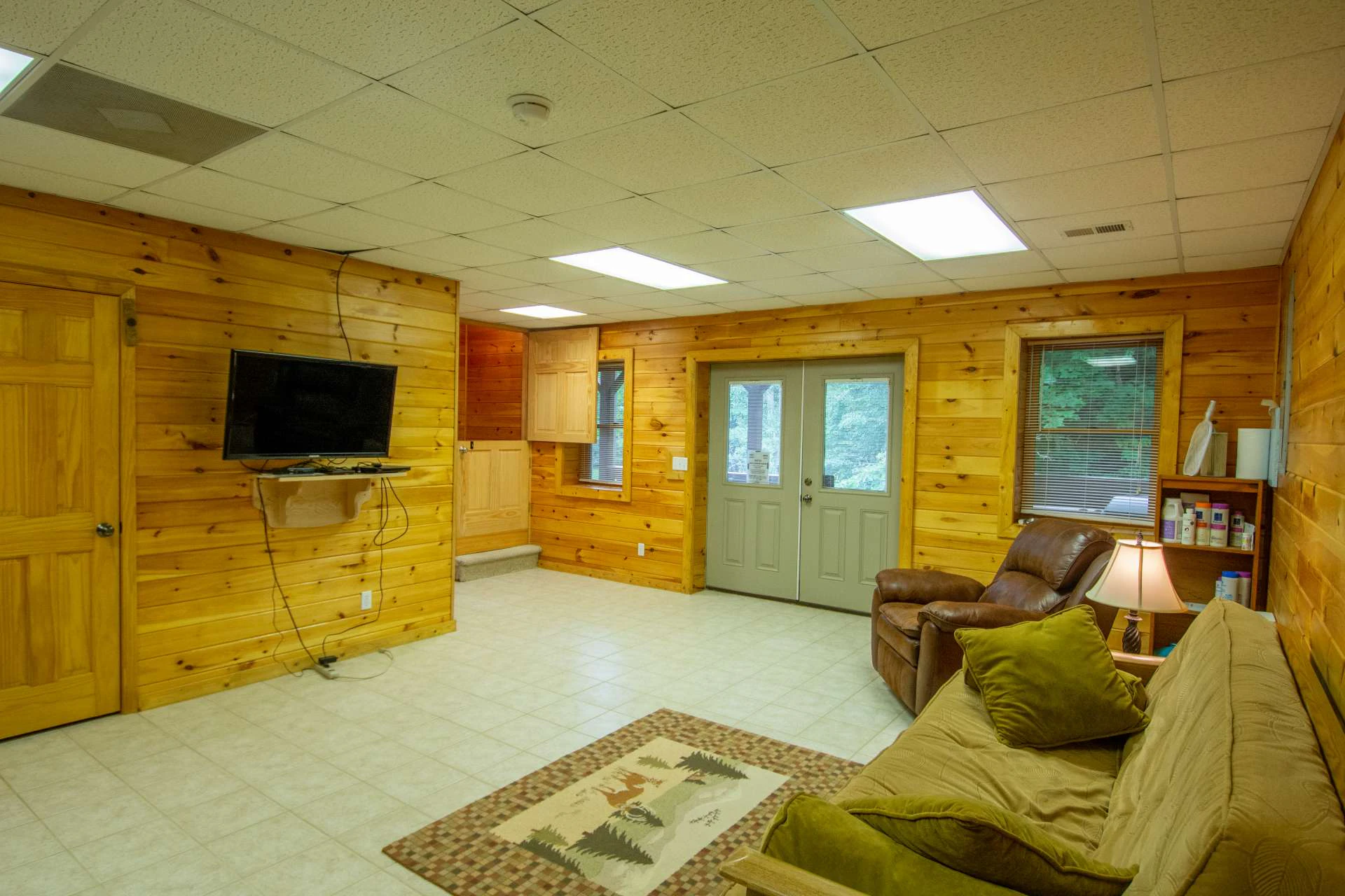 Image number 5 for the current listing