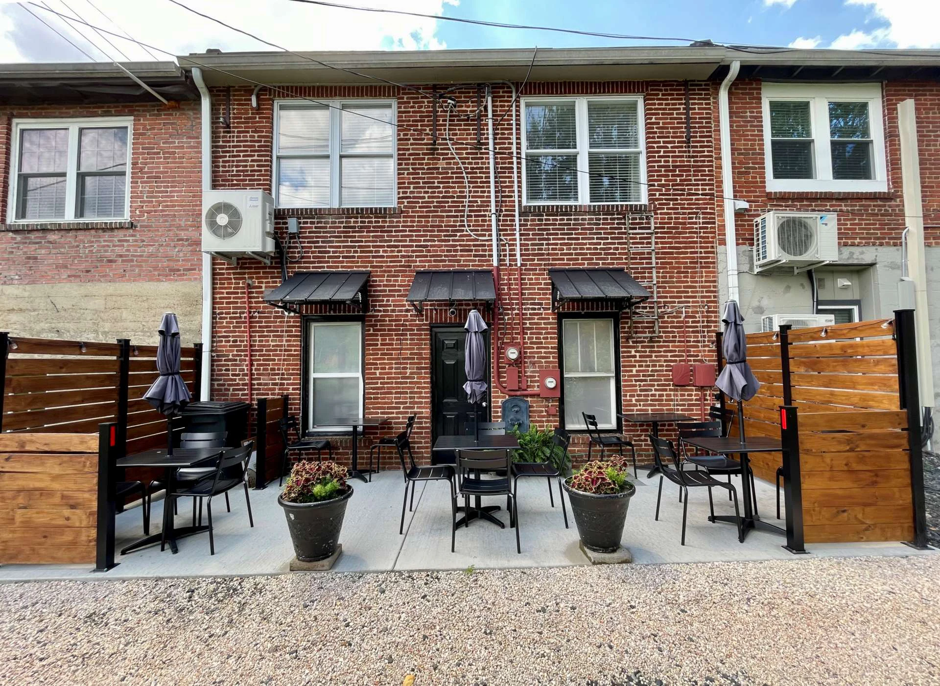 Image number 6 for the current listing