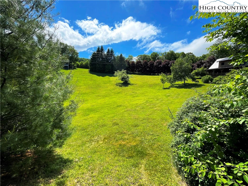 Image number 3 for the current listing