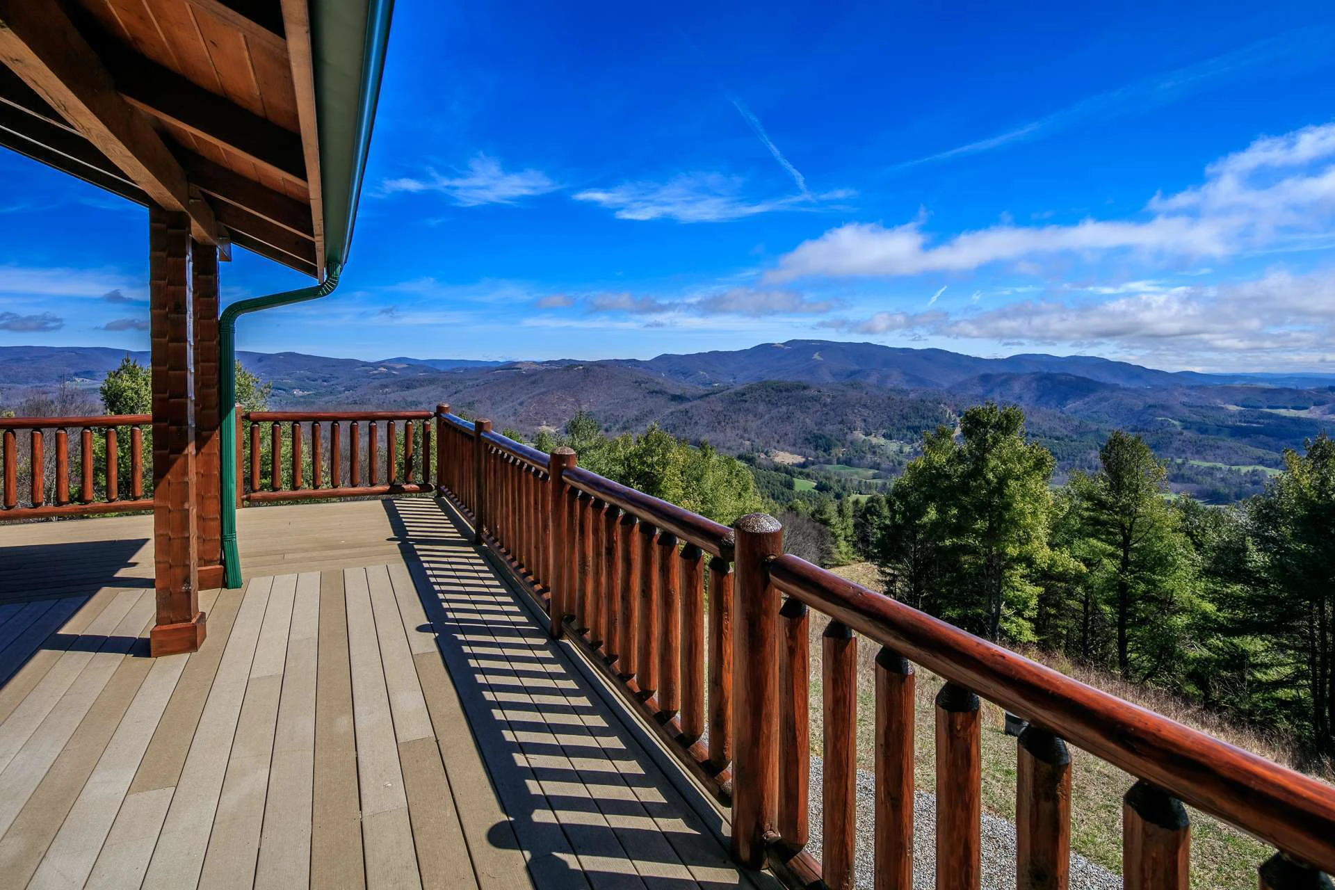 Image number 11 for the current listing