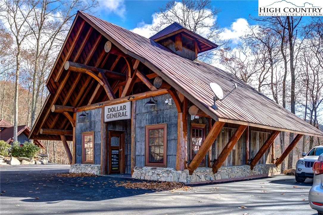Image number 13 for the current listing
