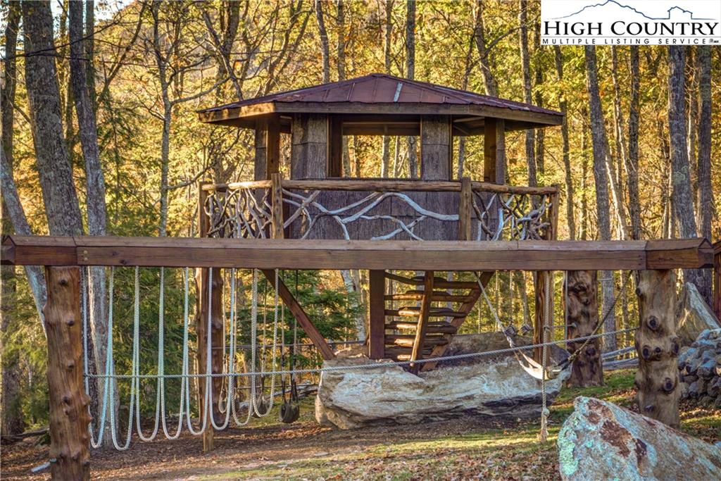 Image number 6 for the current listing
