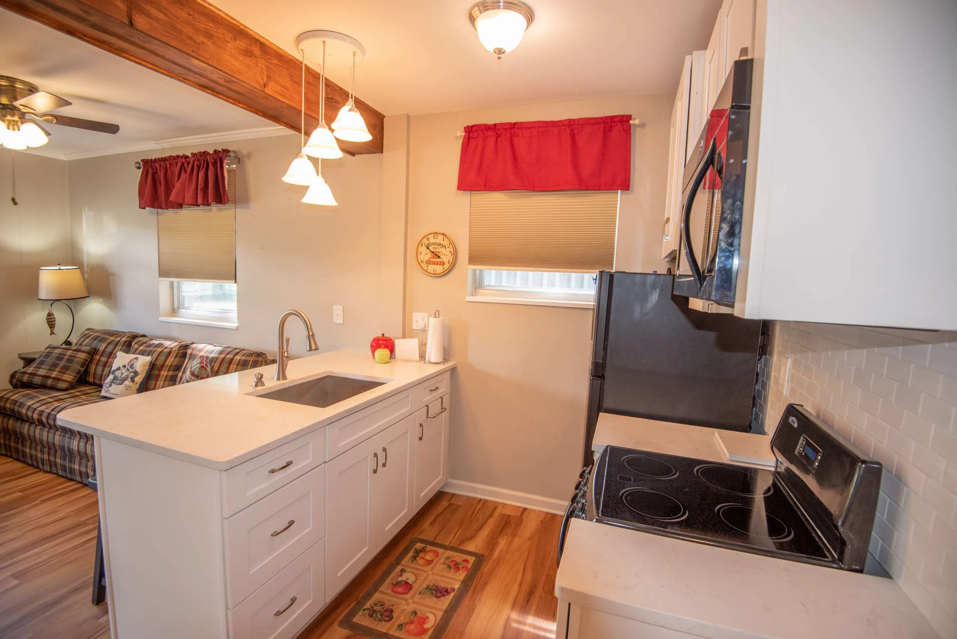 Image number 2 for the current listing