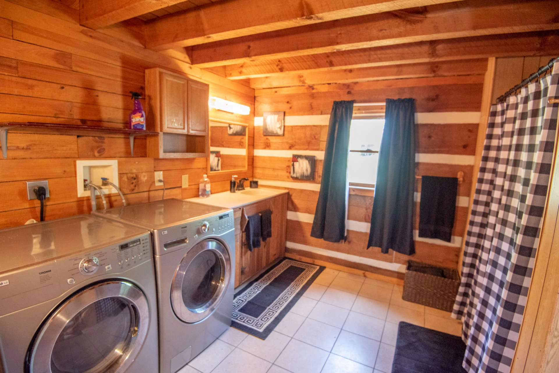 Image number 2 for the current listing