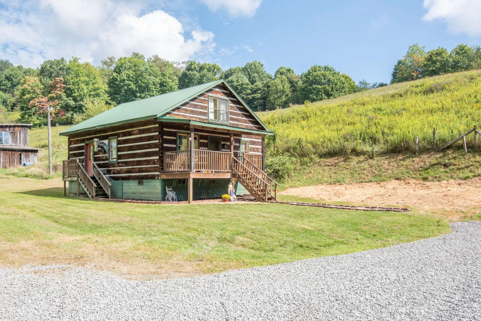 Image number 3 for the current listing