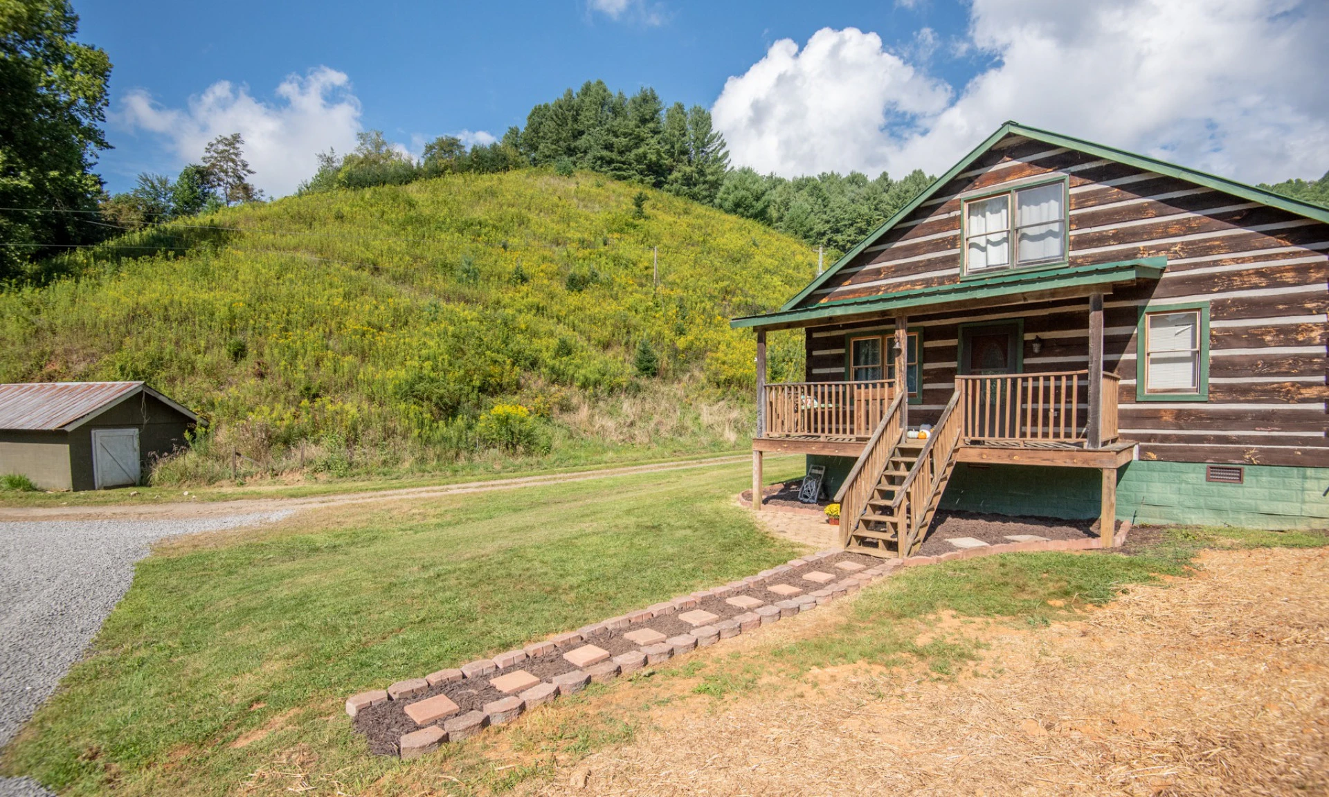 Image number 1 for the current listing