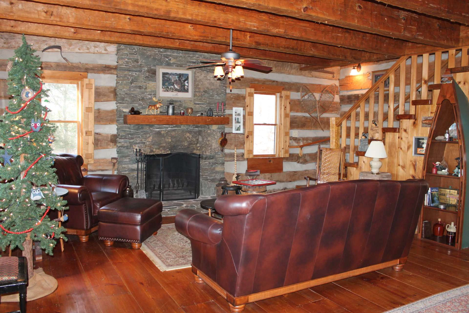 Image number 17 for the current listing