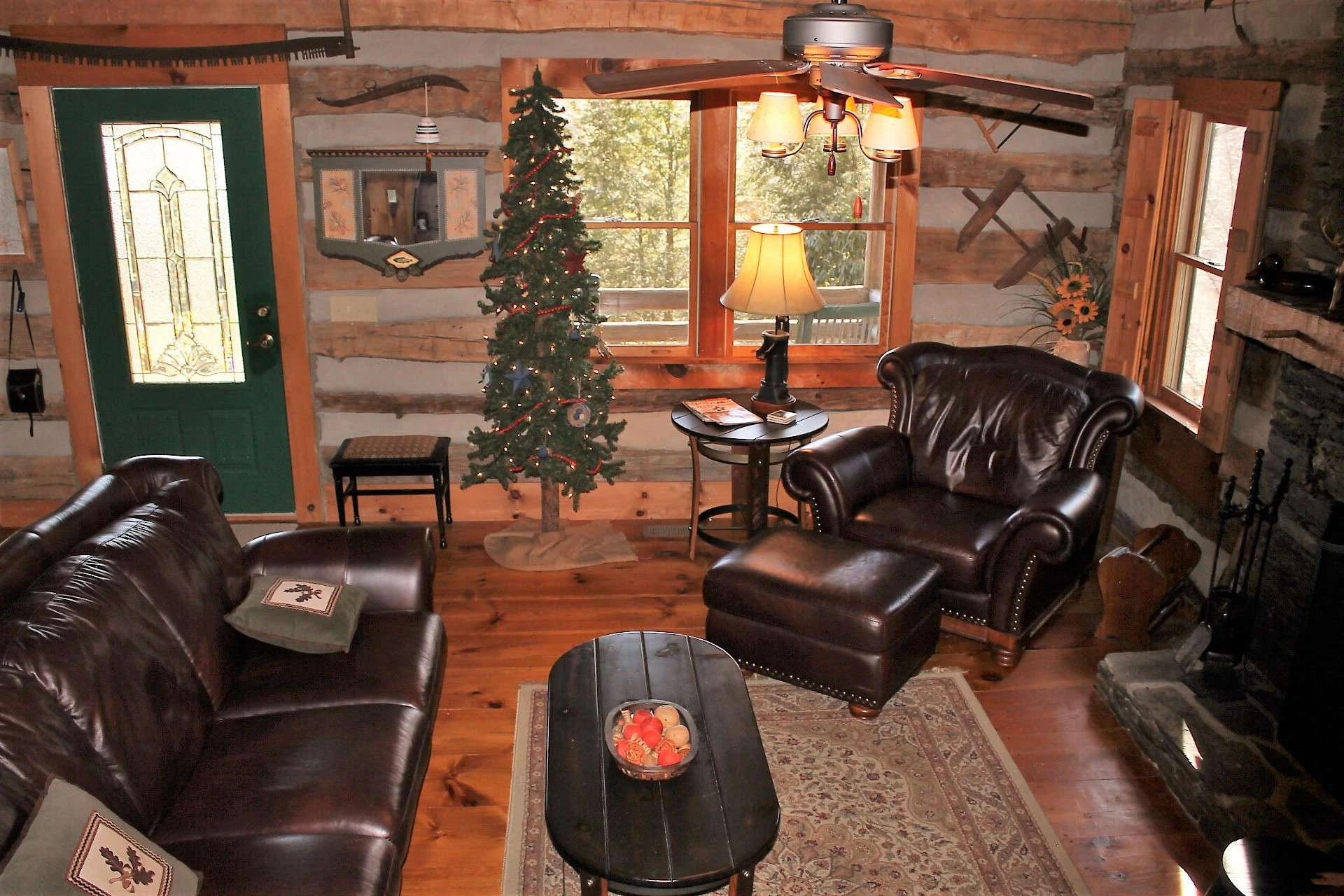 Image number 16 for the current listing