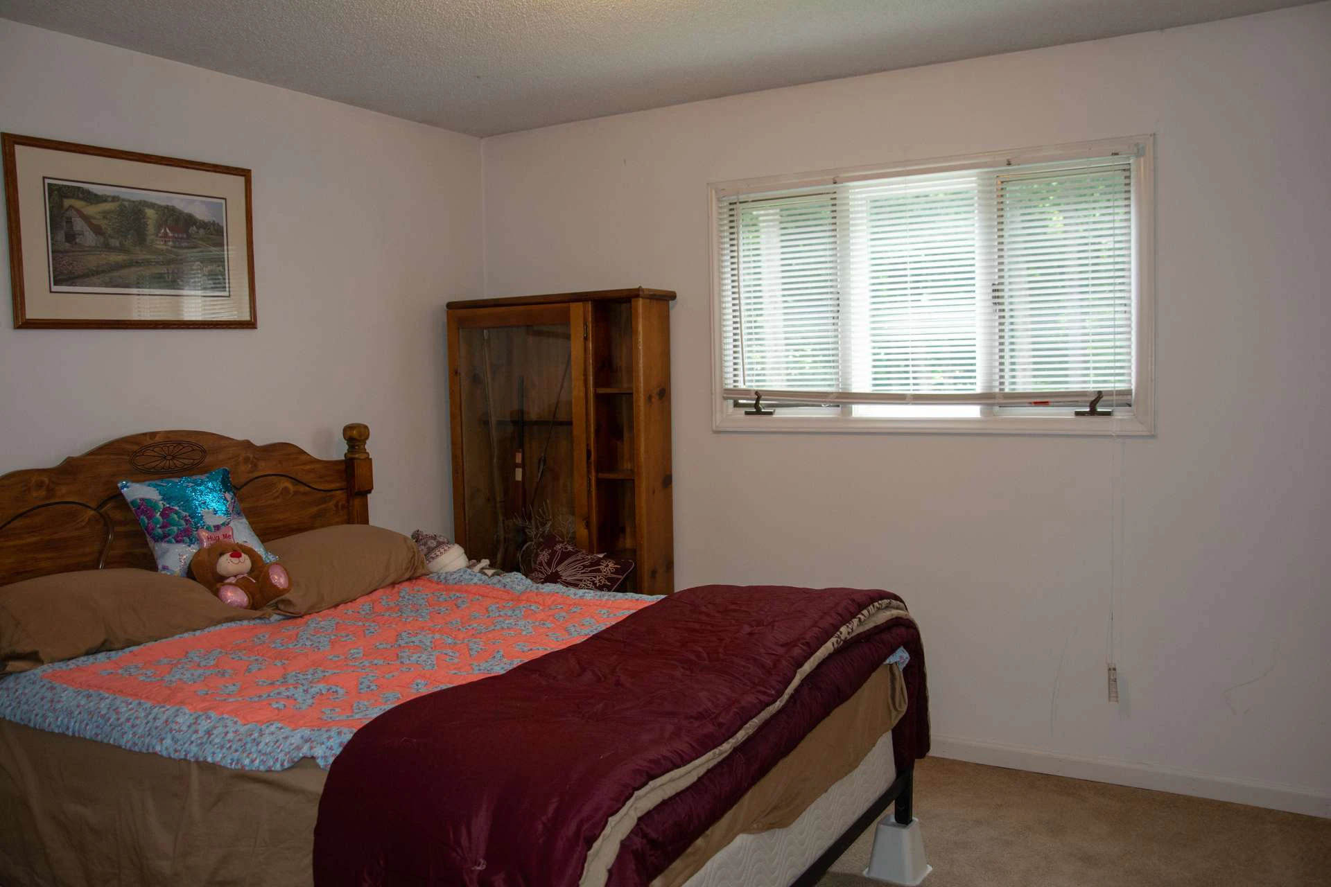 Image number 4 for the current listing