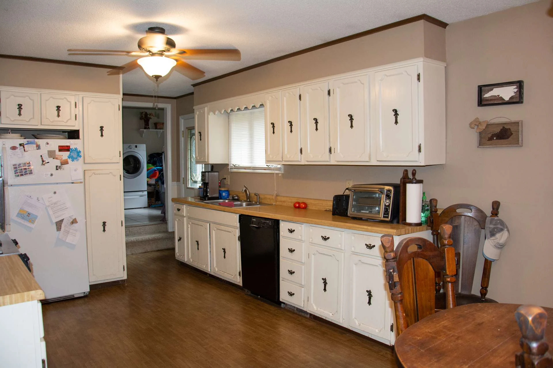 Image number 6 for the current listing