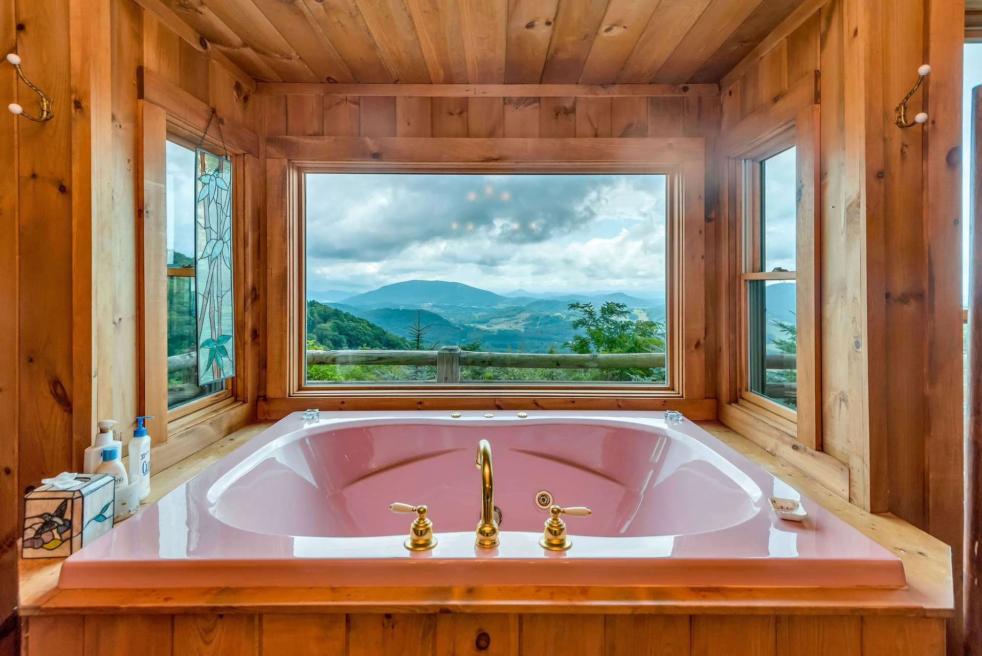 Image number 3 for the current listing