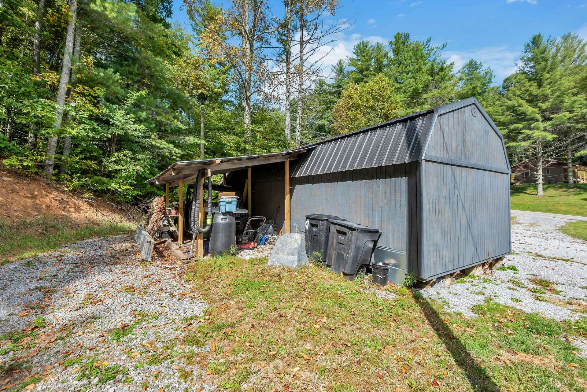 Image number 20 for the current listing