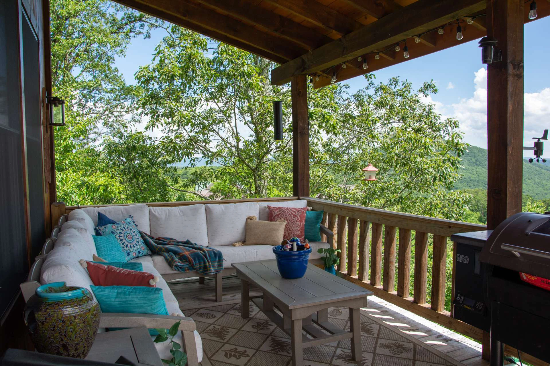 Image number 5 for the current listing