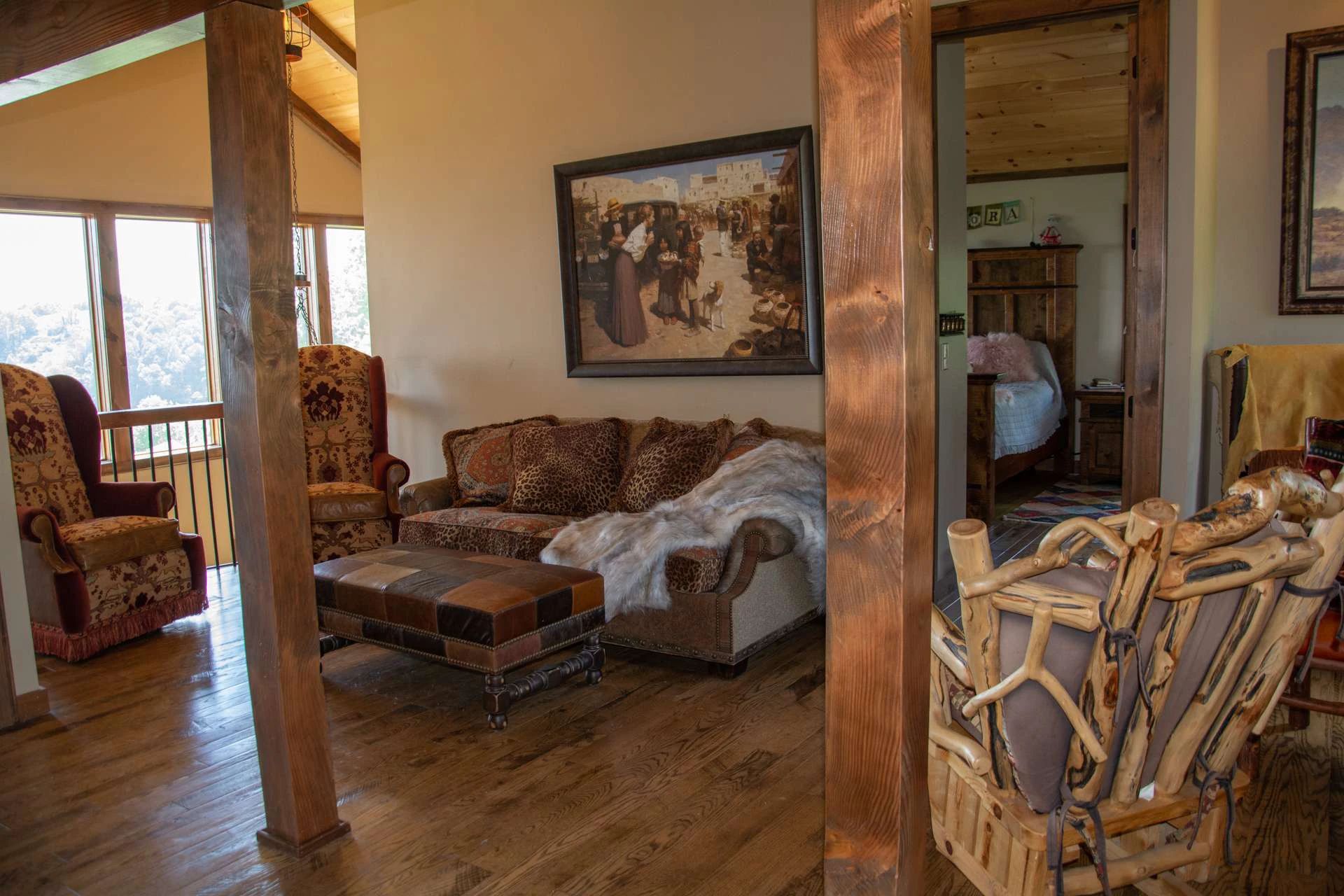 Image number 14 for the current listing