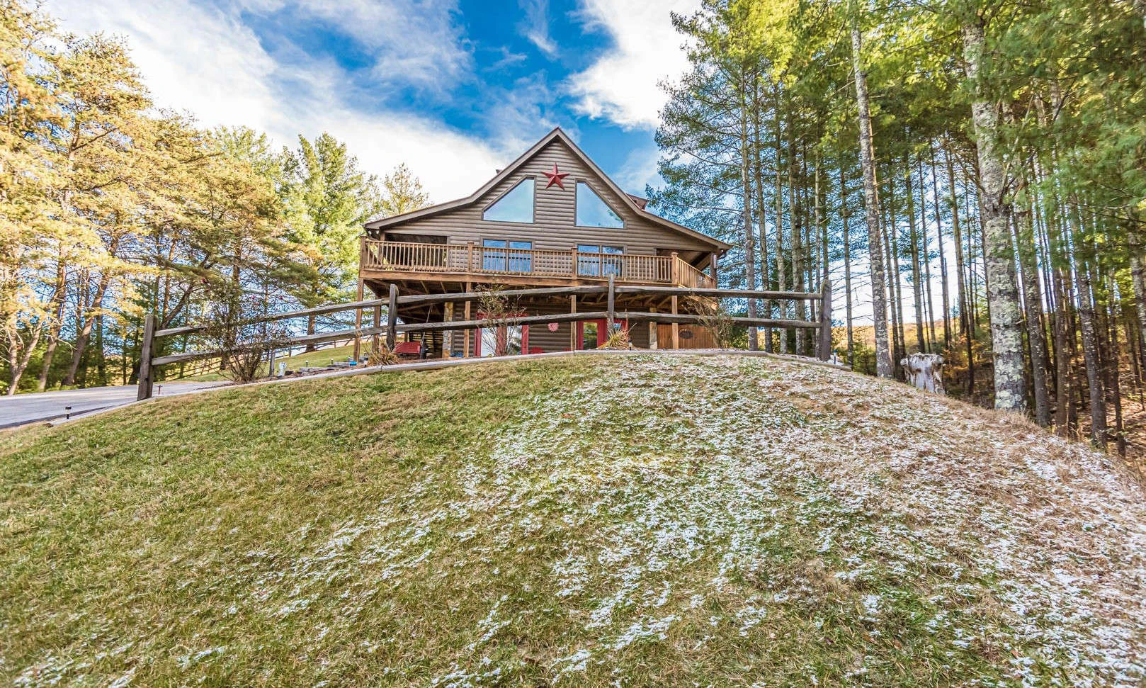 Image number 1 for the current listing