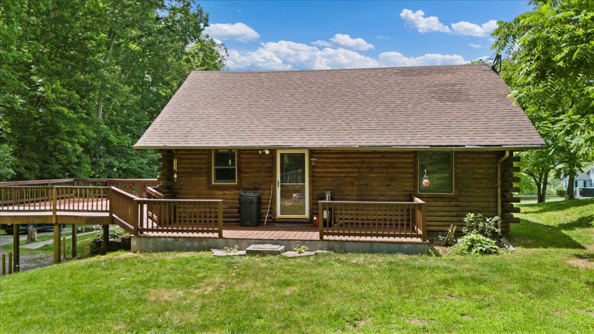 Image number 8 for the current listing