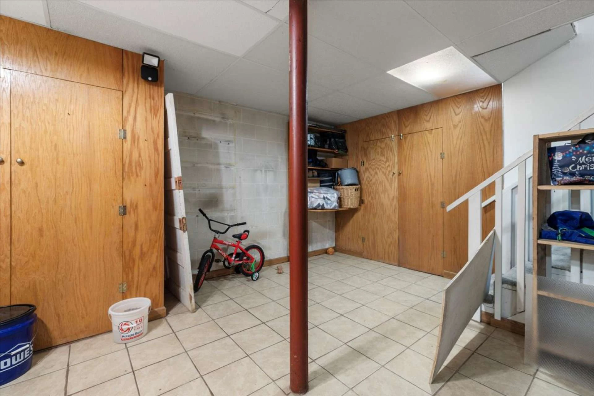 Image number 2 for the current listing