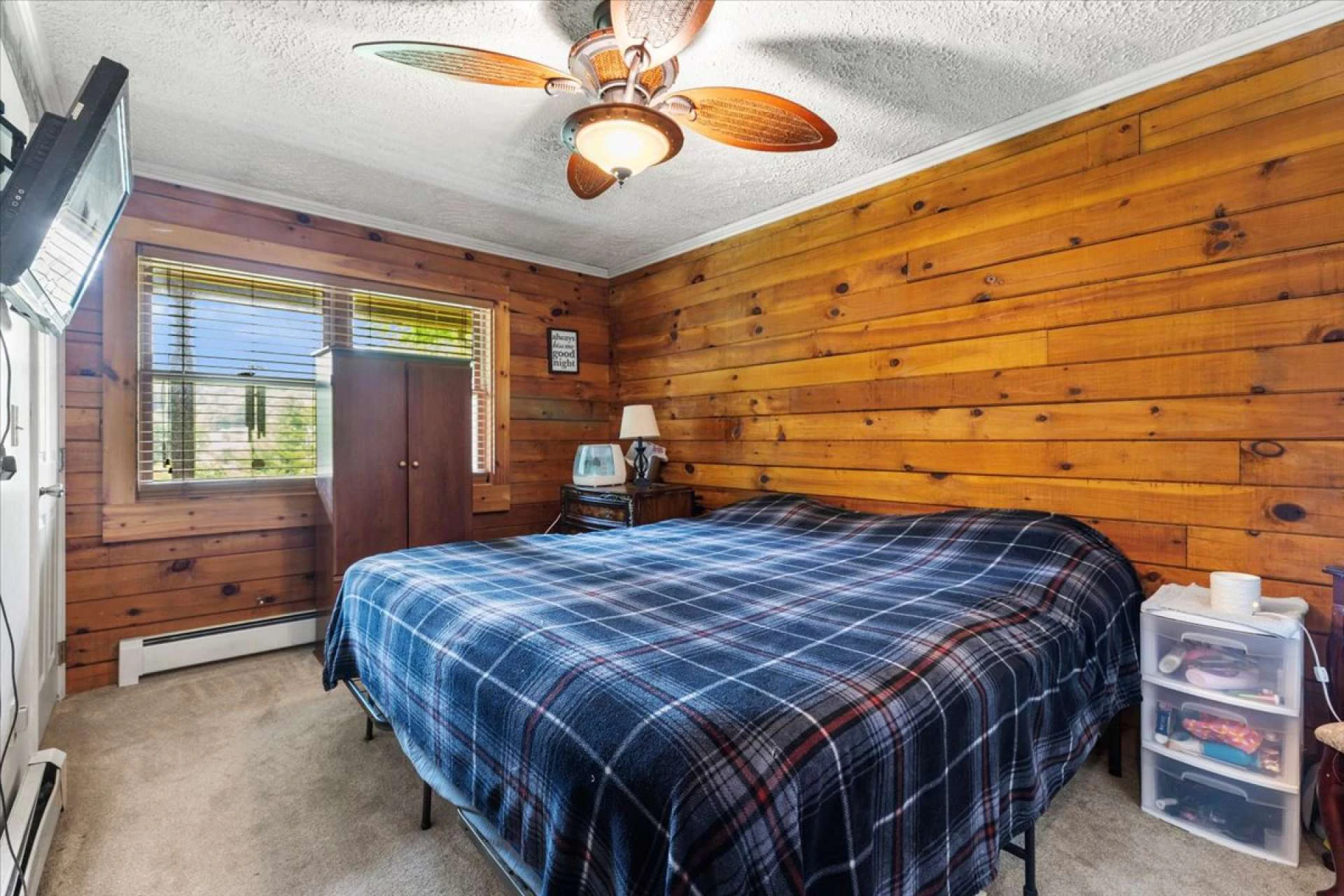 Image number 5 for the current listing