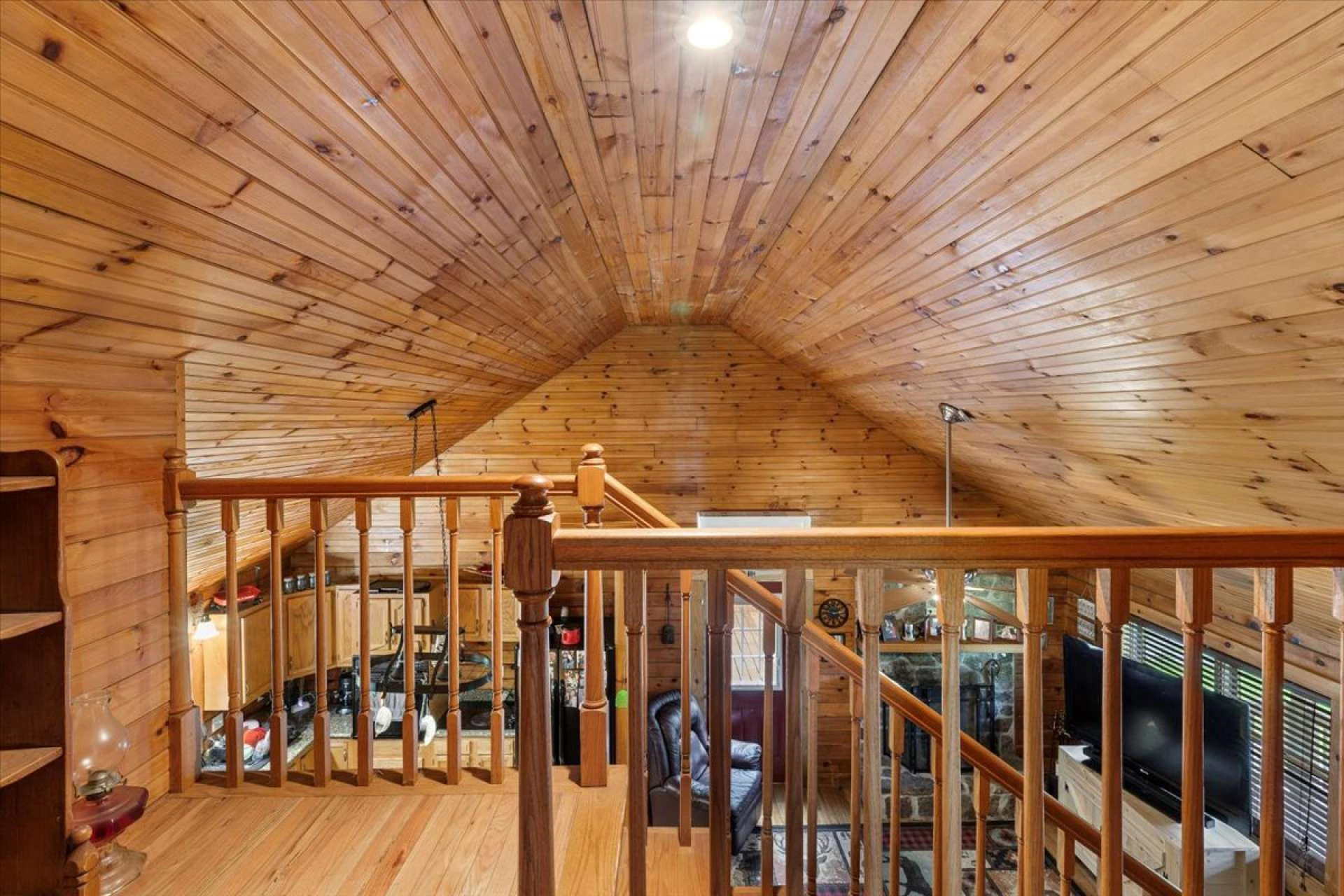 Image number 6 for the current listing