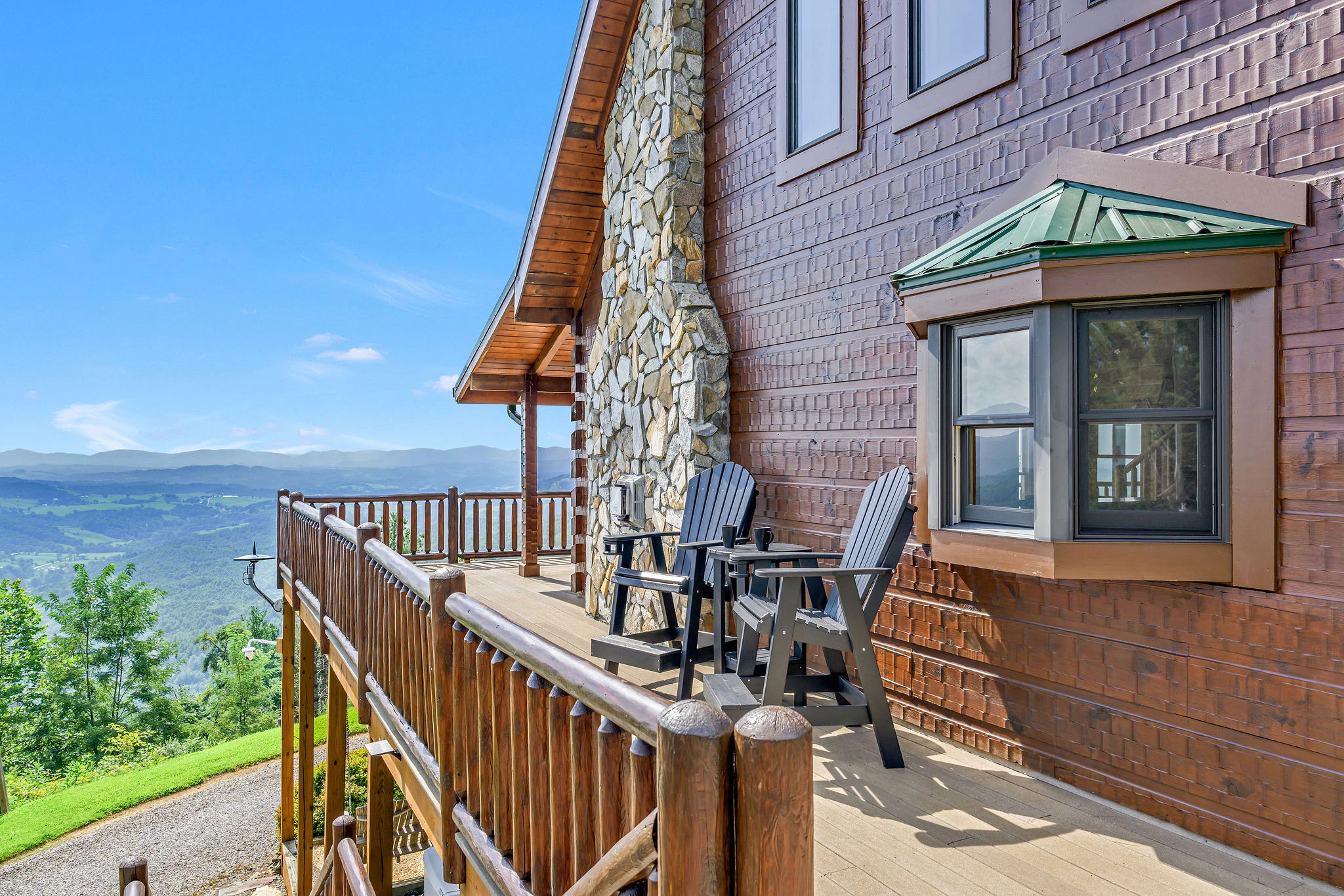 Image number 12 for the current listing