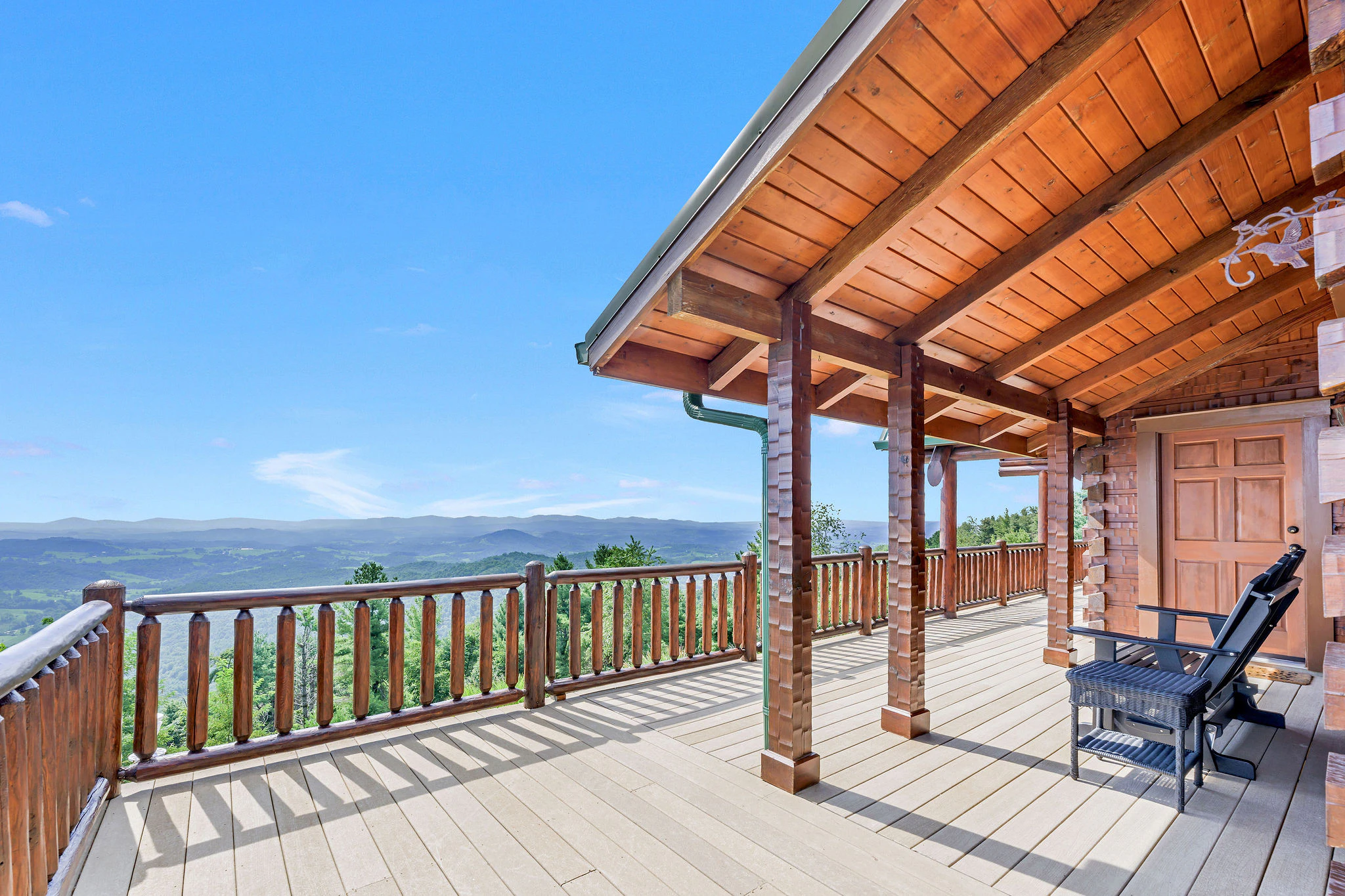 Image number 11 for the current listing