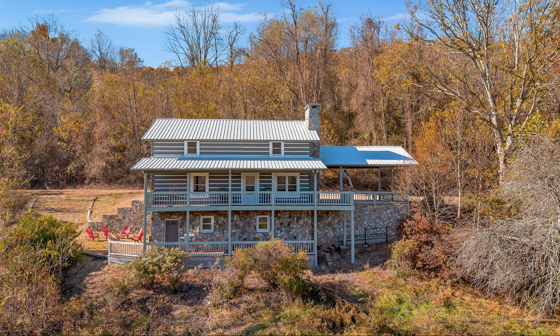 Image number 1 for the current listing