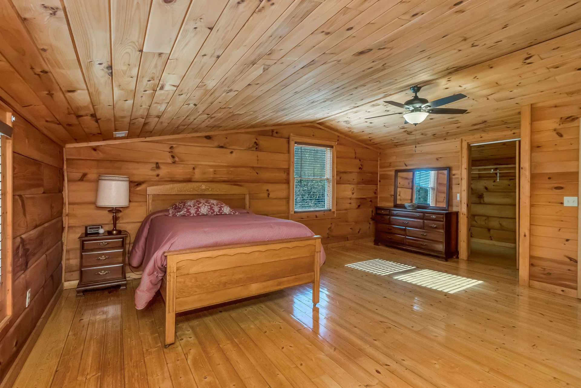 Image number 6 for the current listing