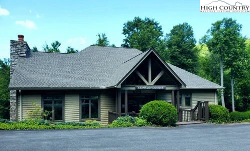 Image number 3 for the current listing