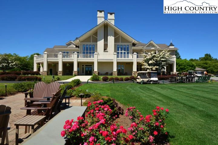 Image number 8 for the current listing
