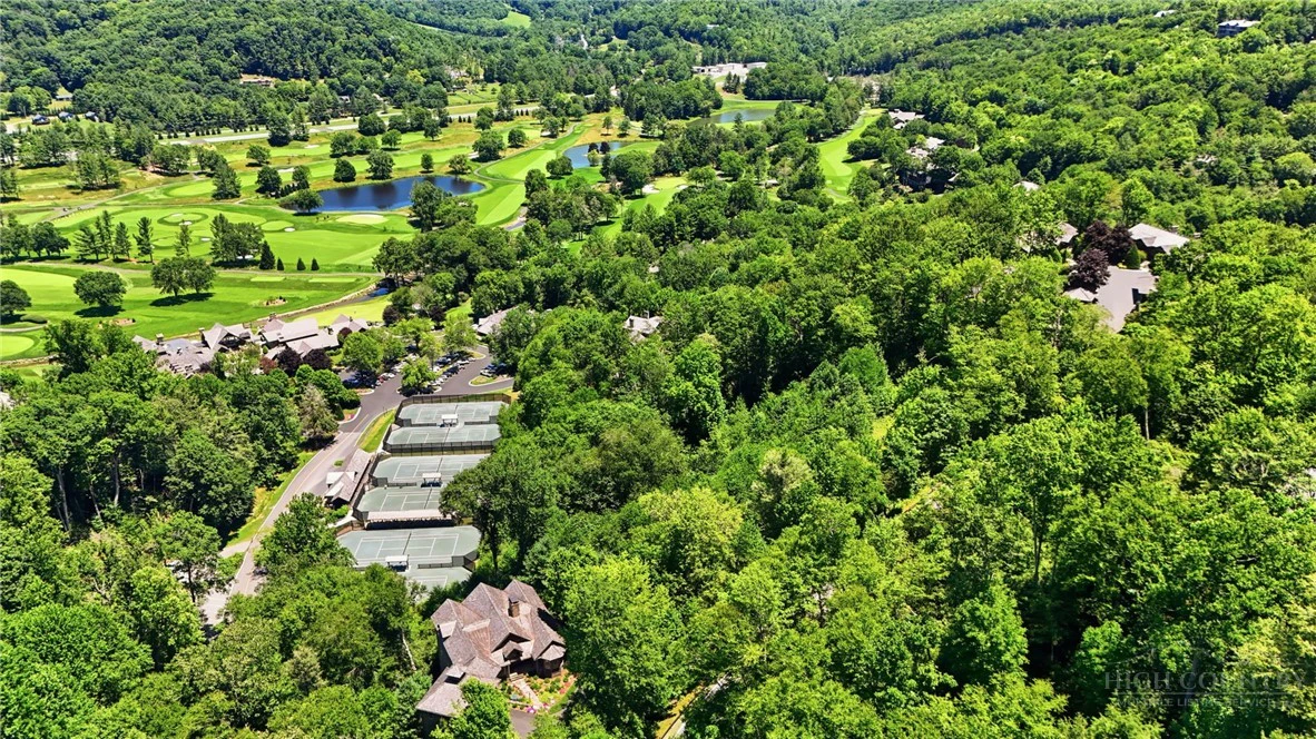Image number 9 for the current listing