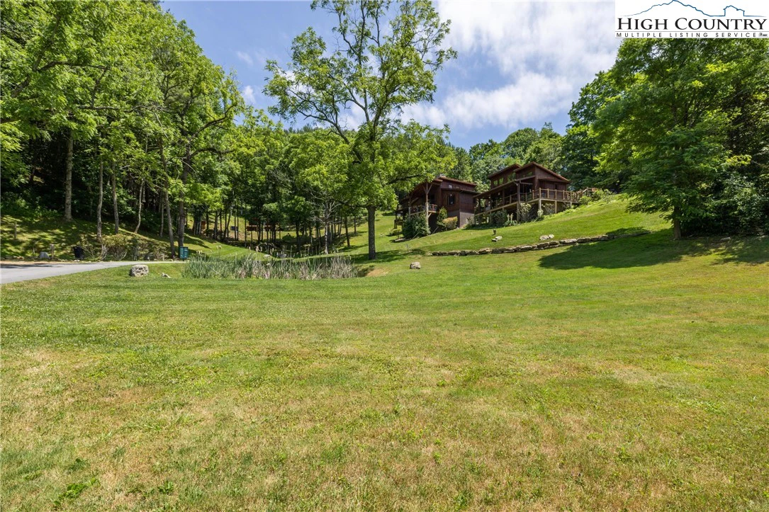 Image number 7 for the current listing