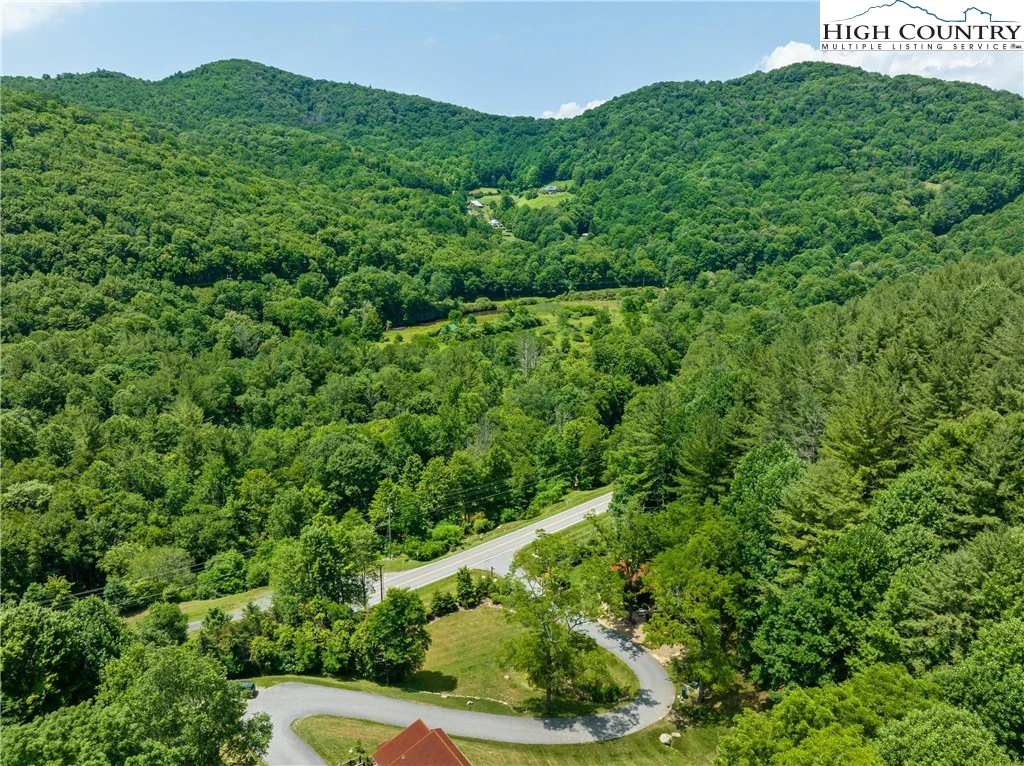 Image number 9 for the current listing