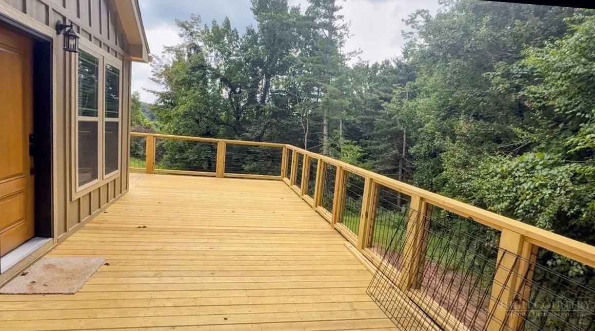Image number 3 for the current listing