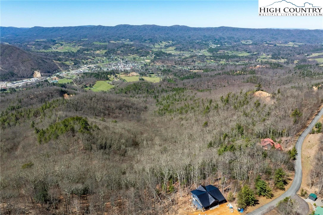 Image number 2 for the current listing