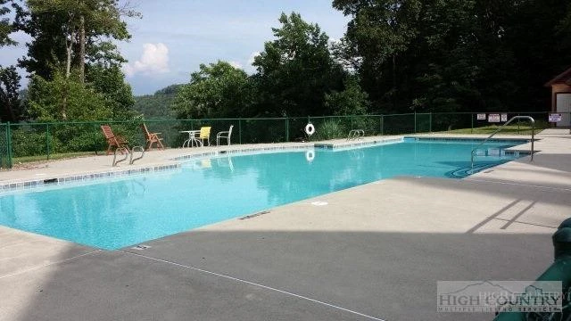 Image number 6 for the current listing